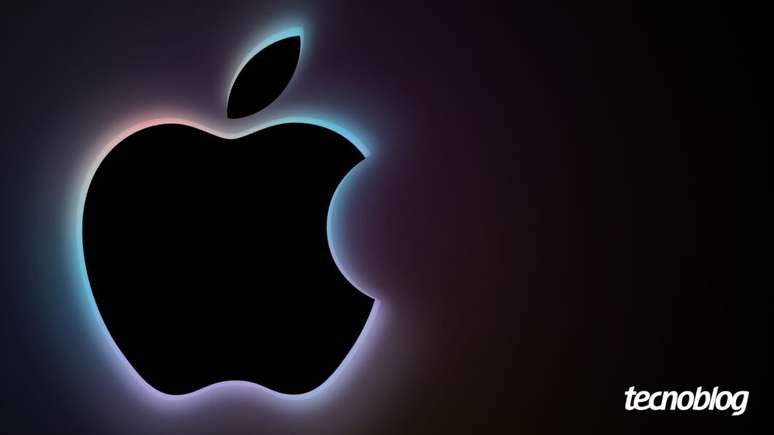 Apple could launch VR and AR headsets in 2023 after pressure from Tim Cook