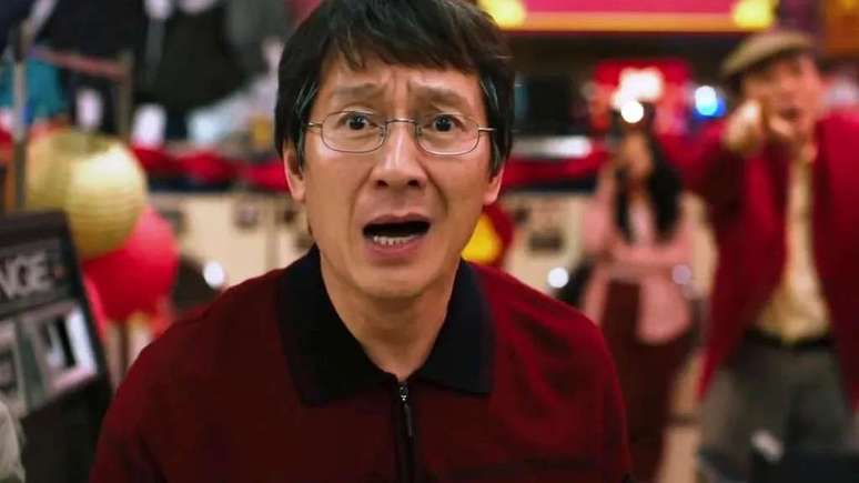 Ke Huy Quan won Best Supporting Actor (Image: Play/A24)