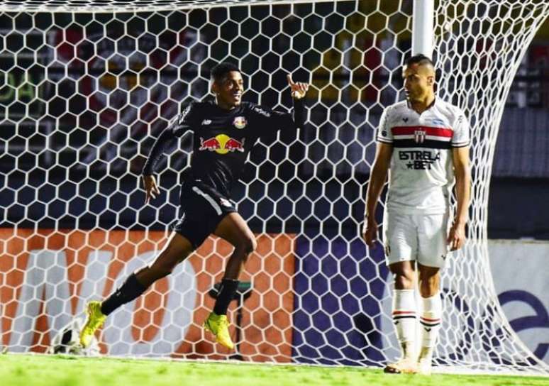 Festa de premiação do Campeonato Paulista Feminino: veja fotos - Gazeta  Esportiva