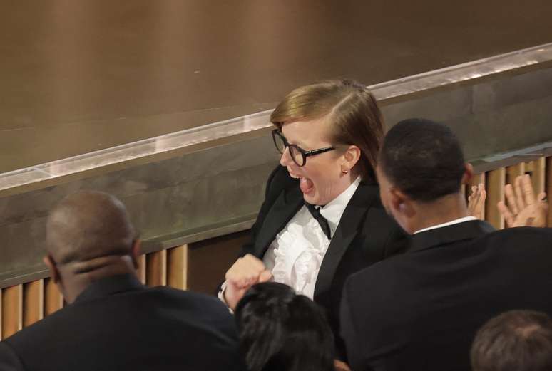 Sarah Polley comemora Oscar de Melhor Roteiro Adaptado