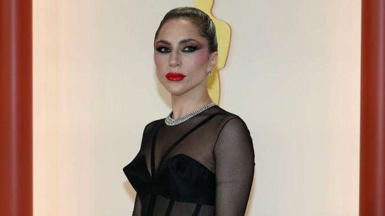 Lady Gaga na chegada ao Oscar 2023