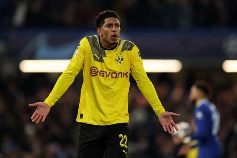 Bellingham caiu na Champions com o Borussia Dortmund frente ao Chelsea (Foto: IMAGO / Action Plus)