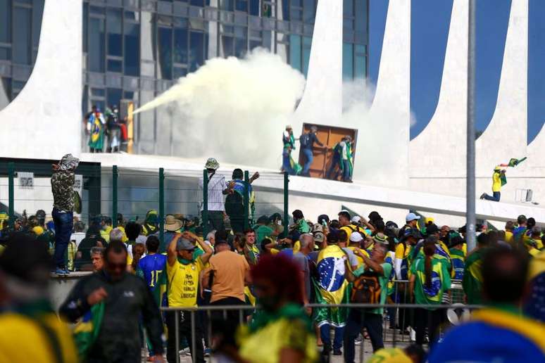 130 people arrested for anti-democratic acts are released by the STF