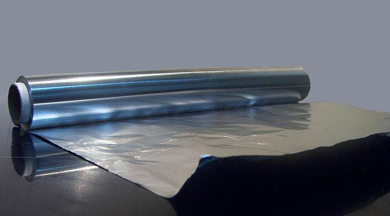 10 ways to use aluminum foil at home
