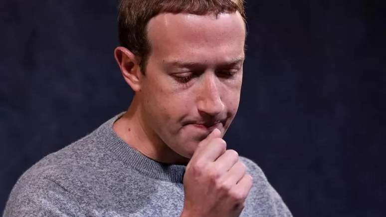 Zuckerberg anunciou demissão de 10 mil pessoas