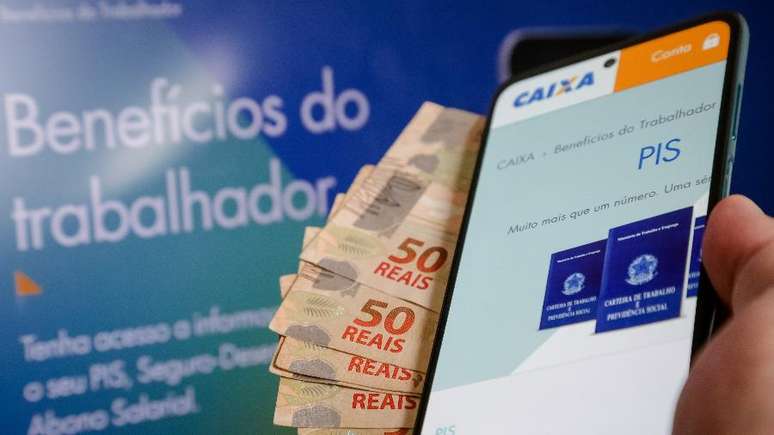 Valor do abono salarial este ano pode ser de até R$ 1.320