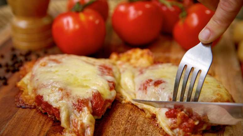 Parmesan steak with cheese mix: surprise with this easy recipe