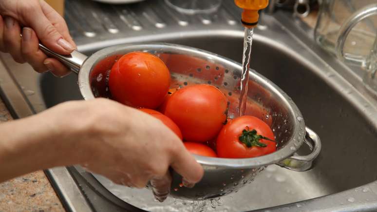 Além da higienização: ritual para purificar os alimentos usando o Reiki