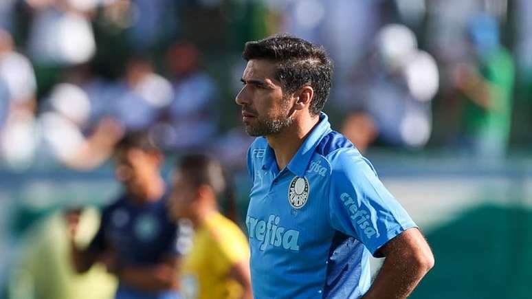 Goleiro do Corinthians provoca Palmeiras em música: 'Não tem Mundial