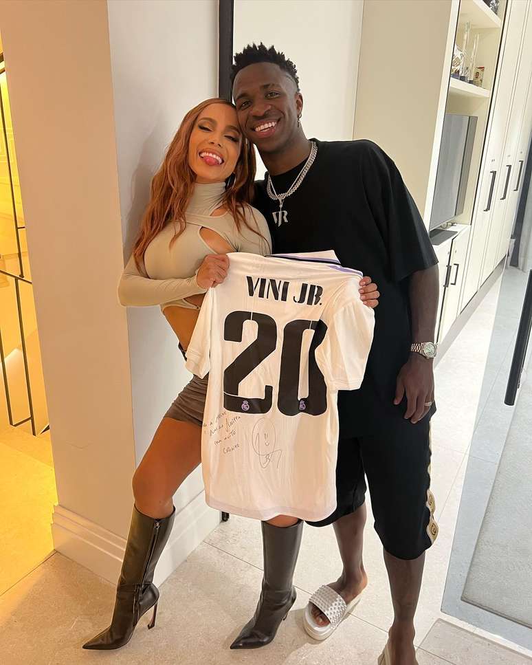 Anita and Vini Jr. 