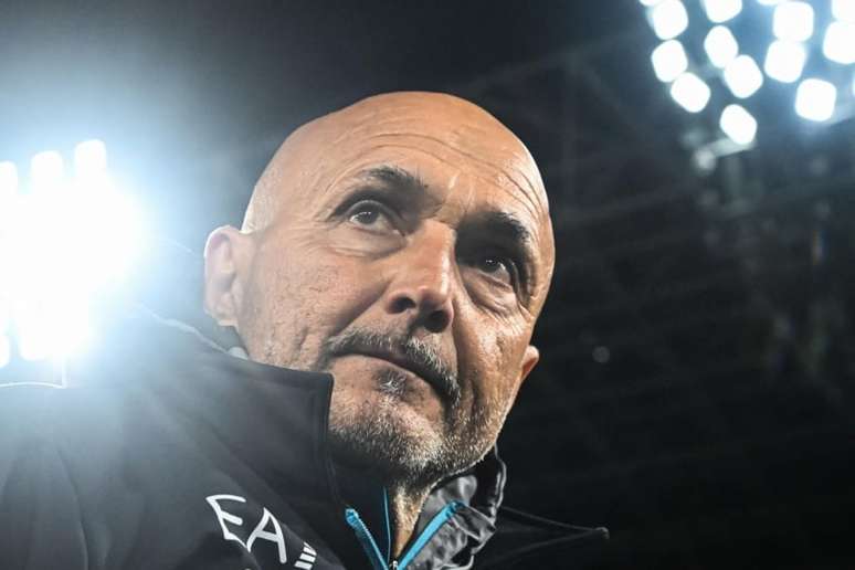 Spalletti é o técnico do Napoli nesta campanha histórica da equipe italiana (Foto: TIZIANA FABI / AFP)