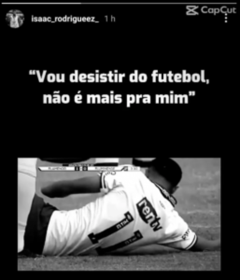 Jogador de futebol lesiona-se ao despejar o lixo de casa