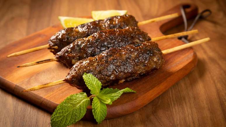 Spit-roasted kafta: make the delicious Arab recipe at home