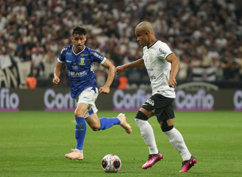 Corinthians supera Red Bull Bragantino no jogo de volta e fica com