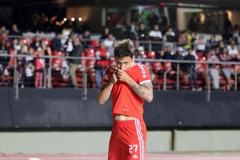 Maurício marcou contra o São Paulo no Morumbi (Foto: Ricardo Duarte/SC Internacional)