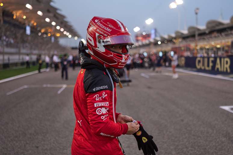 Charles Leclerc começa o ano com sequência de problemas