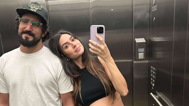 Thaila Ayala enjoys a day at the waterfall with her son Francisco and enchants the web