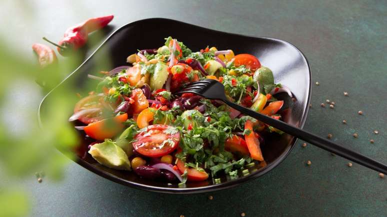 Salada de feijão preto