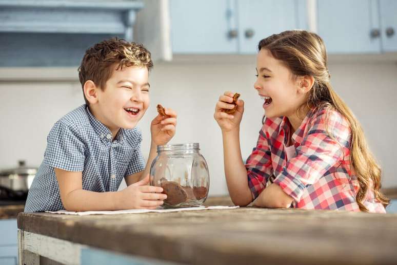 Learn how to deal with children who have difficulty eating Learn how to deal with children who have difficulty eating