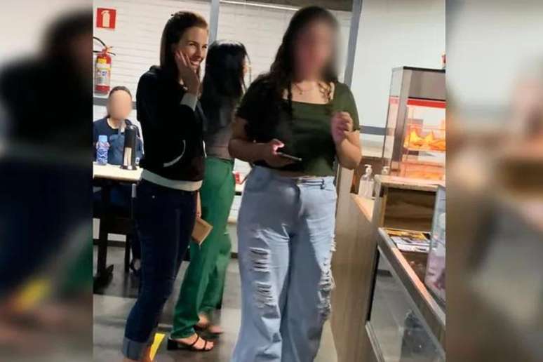 Suzane Von Richthofen is seen at the Faculty of Biomedicine;  see photo