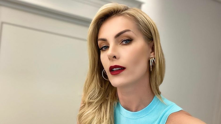 Anna Hickmann 