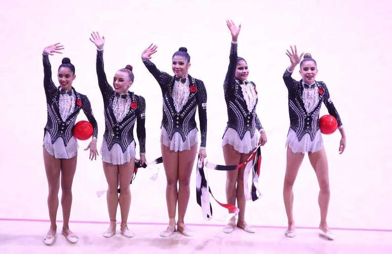 Conjunto do Brasil é 6º no Mundial de Ginástica Rítmica e vai às Olimpíadas