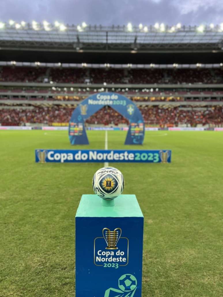 Sport e Santa Cruz duelaram pela quarta rodada (Foto: Twitter oficial do Sport)