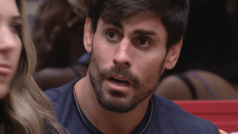 Cara de Sapato foi expulso do BBB 23 após "roubar" beijo de participante em festa (Foto: Reprodução)