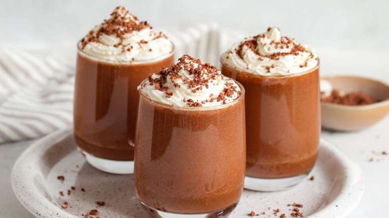 Mousse de chocolate com doce-de-leite