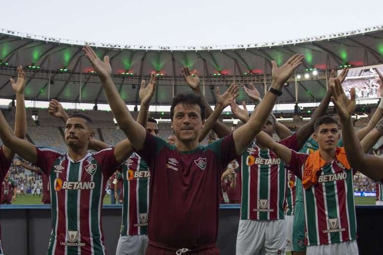 Fluminense de Fernando Diniz encantou o torcedor no Maracanã no sábado (Foto: Armando Paiva / LANCE!)