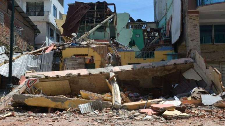 Na cidade de Machala houve desabamentos de casas