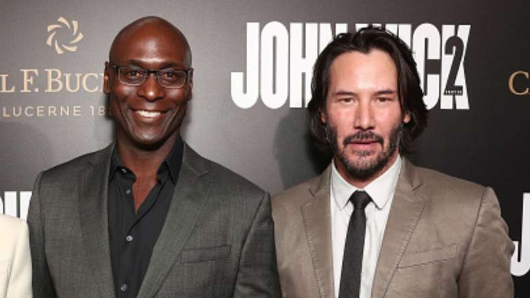 Keanu Reeves lamenta morte de Lance Reddick: "Coração partido"