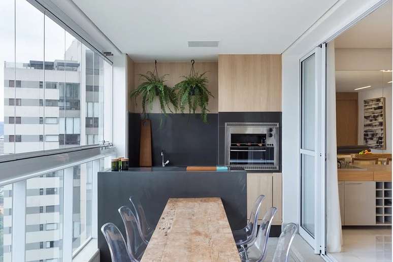 Project by the architect Pedro Haruf.