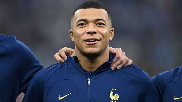 Copa do Mundo 2022: sete curiosidades sobre Kylian Mbappé, astro da seleção  francesa na Copa - BBC News Brasil