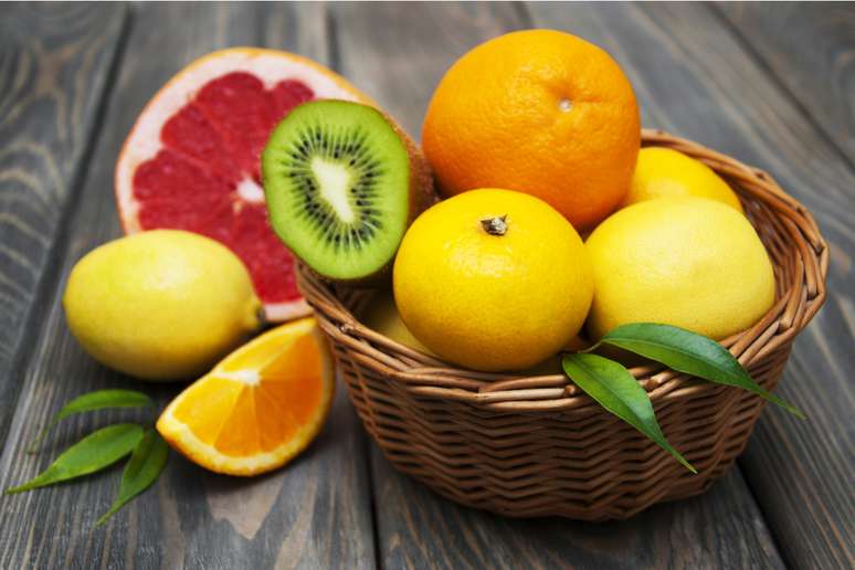 A vitamina C pode ser encontrada nas frutas cítricas 
