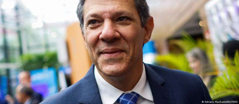 Fernando Haddad, ministro da Fazenda, propôs pacote fiscal para controlar gastos de verbas orçamentárias