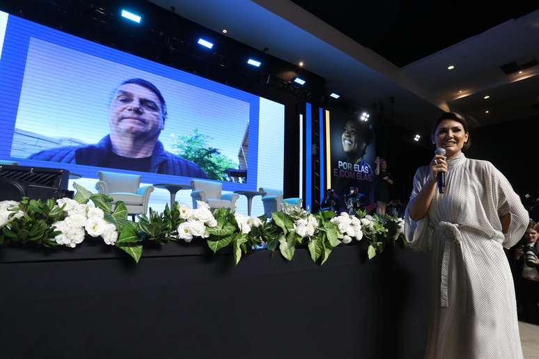 Michelle Bolsonaro durante posse da presidência do PL Mulher