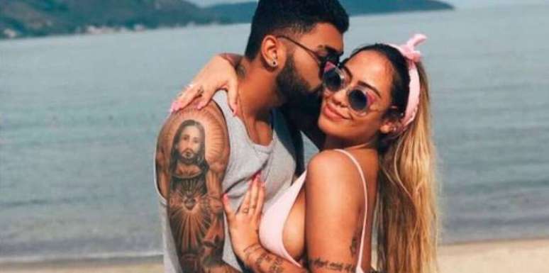 Gabigol e Rafaella Santos voltaram a namorar após período separado.