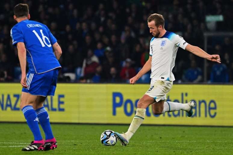 Kane se tornou maior artilheiro da história da seleção inglesa (Alberto PIZZOLI / AFP)