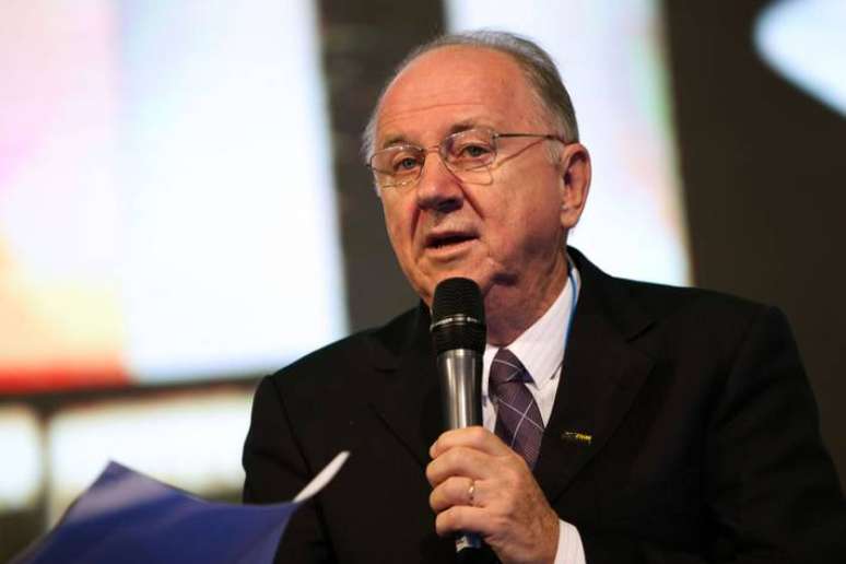 Paulo Ziulkoski, presidente da Confederação Nacional dos Municípios (CNM)