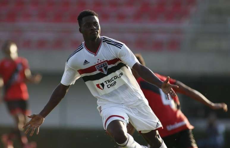 Faisal foi anunciado nesta semana (Foto: Miguel Schincariol/Saopaulofc.net)