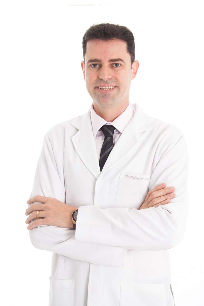 Rafael Paccanaro &eacute; cirugi&atilde;o pl&aacute;stico