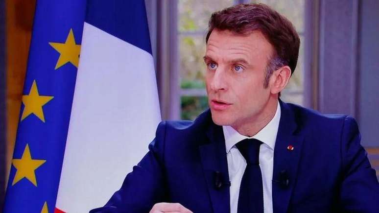 O presidente Macron defendeu a reforma na televisão