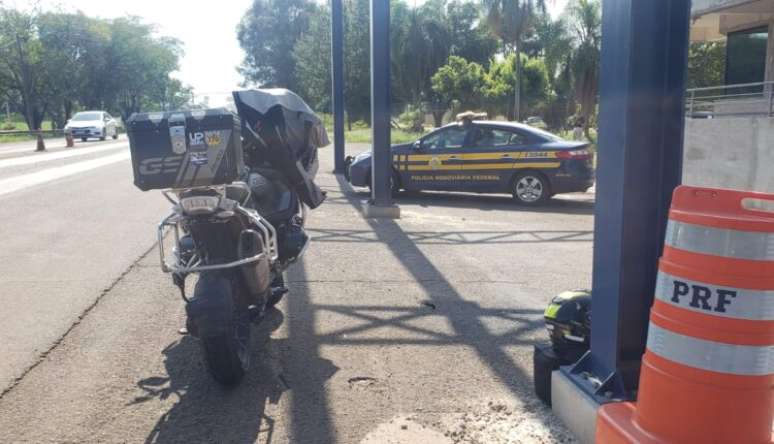 Motocicleta com placa do Grau é apreendida no Pedreira