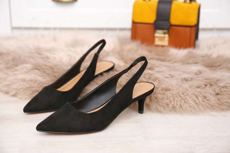 Kitten heels are great for everyday work 