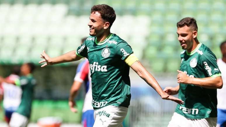 Sub-20: Pedro Lima honra faixa de capitão do Palmeiras e enaltece apoio da torcida