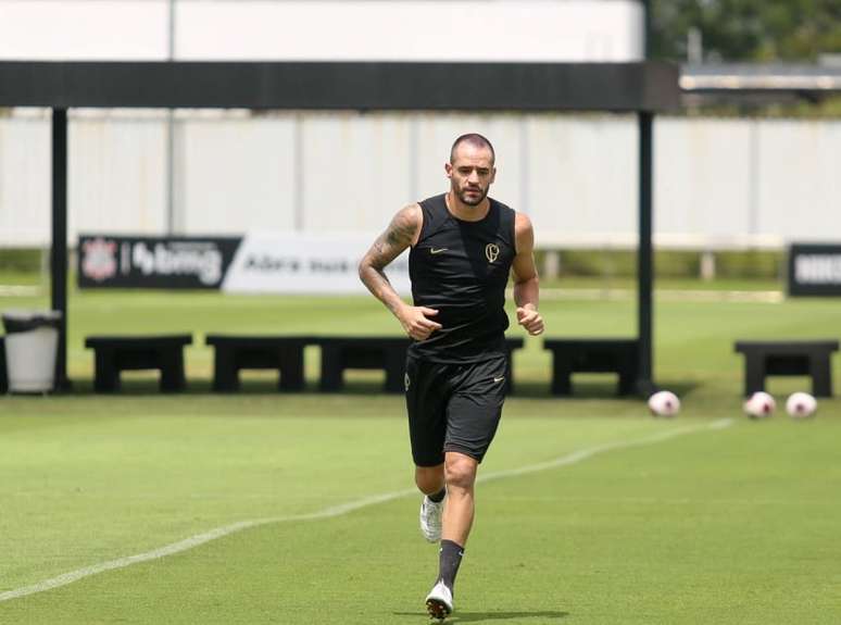 Renato treinou neste sábado (Foto: Rodrigo Coca / Agência Corinthians)