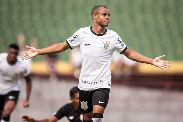 Pedro em ação pelo Sub-20 do Timão (Foto: Rodrigo Gazzanel / Agência Corinthians)