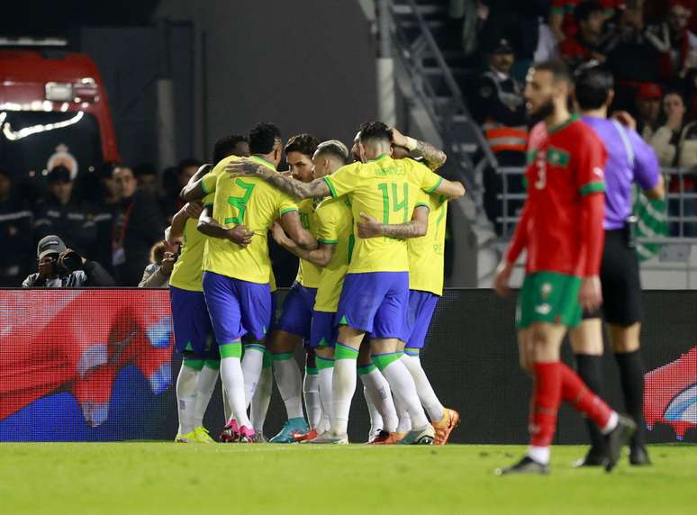 Seleção Brasileira em jogo contra Marrocos