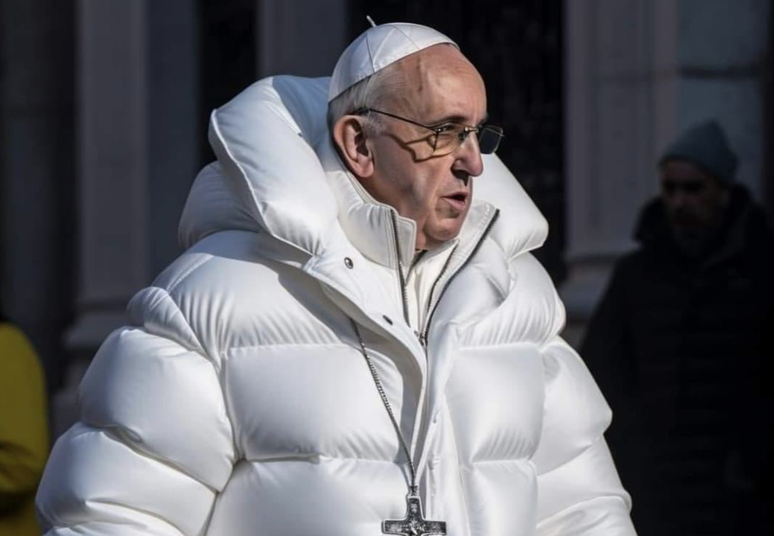 Viral nas redes sociais desde ontem, a imagem do Papa Francisco vestindo um casacão "over-sized" inspirado na moda do hip hop não existe